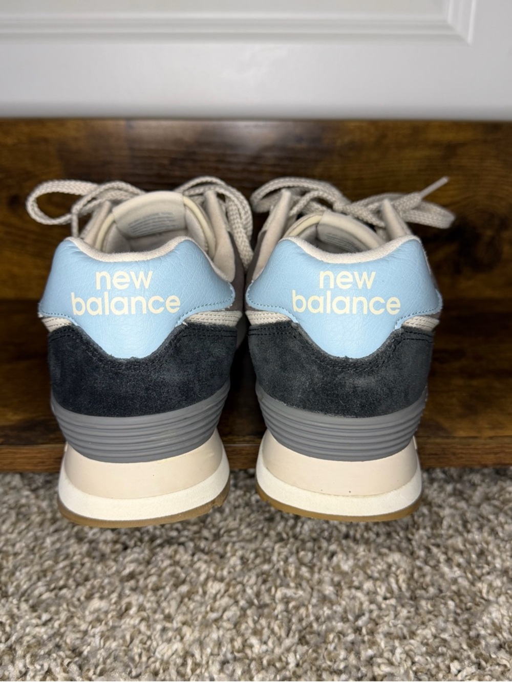 New Balance | Women’s 574v2 Sneakers - Picture 4 of 9